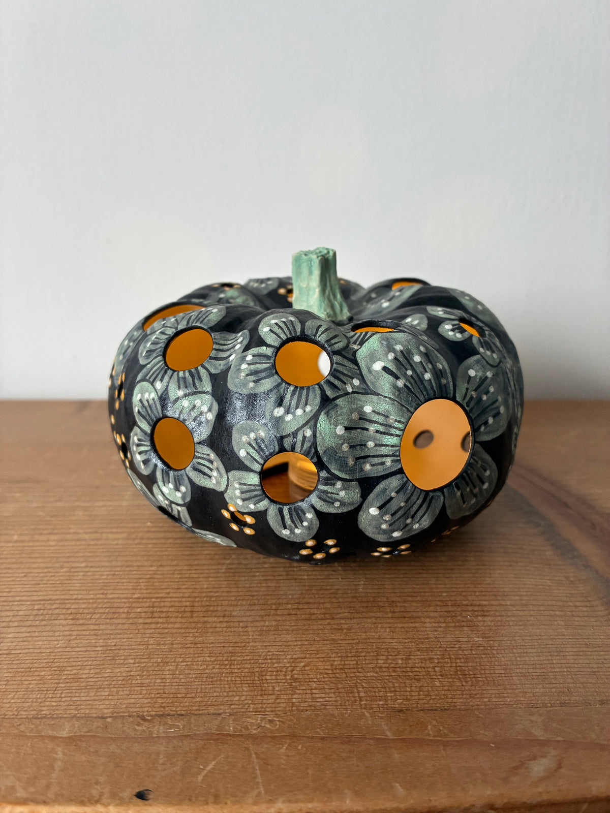 Ceramic pumpkin