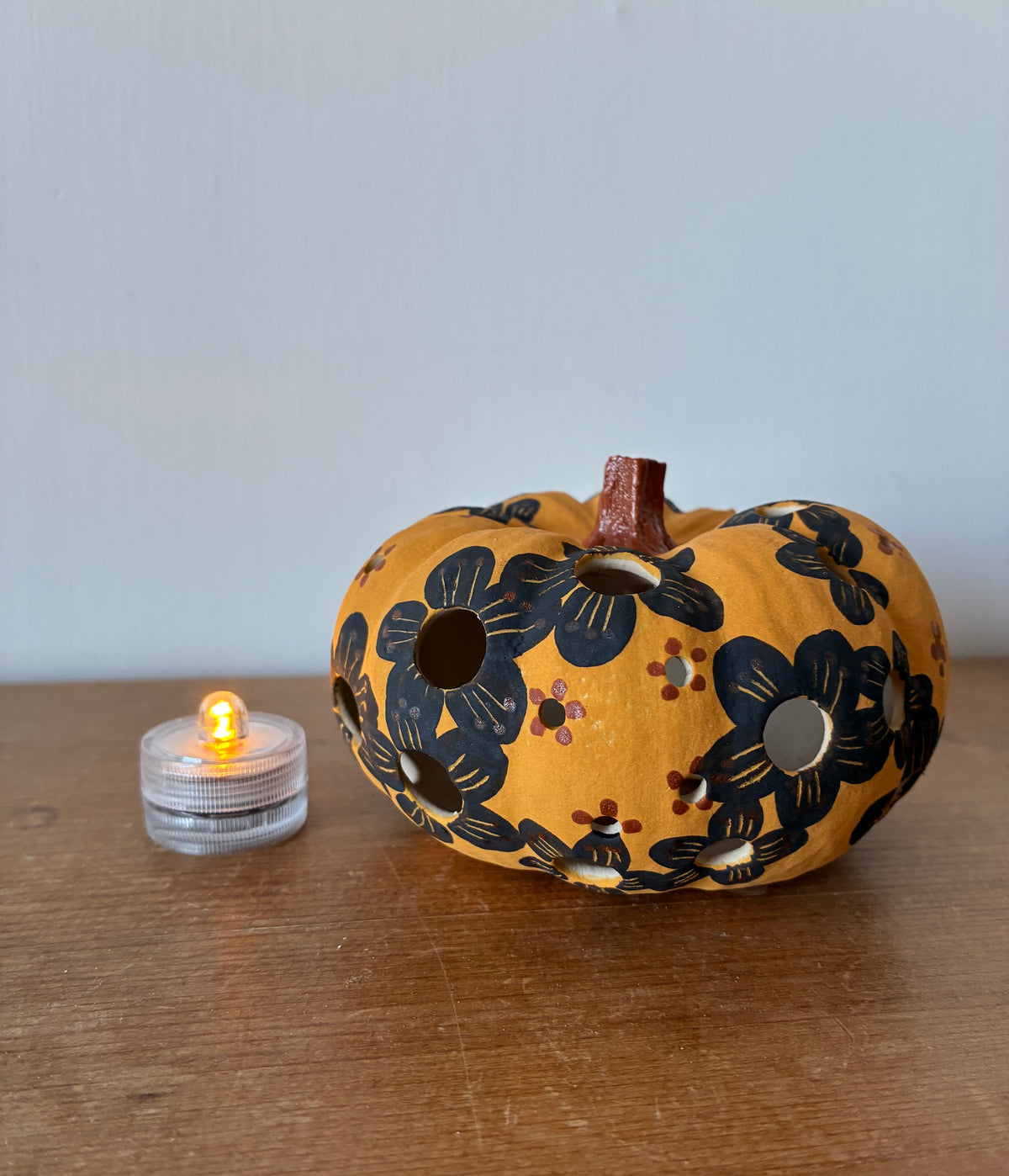 Ceramic pumpkin