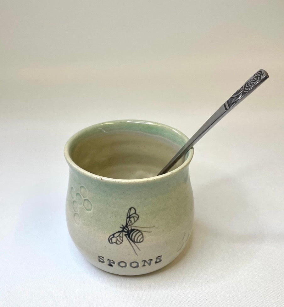 Bee Spoon pot