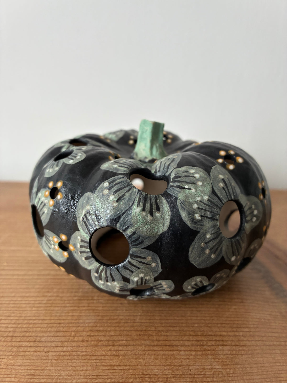 Ceramic pumpkin