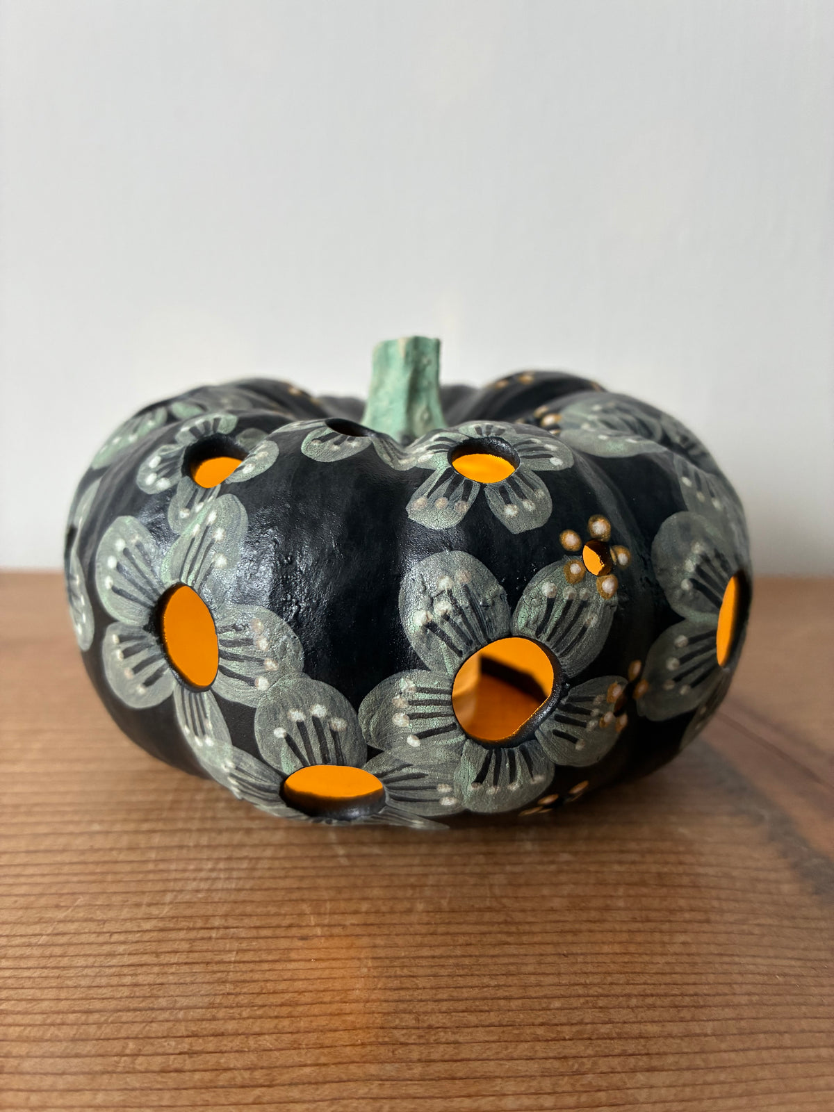 Ceramic pumpkin
