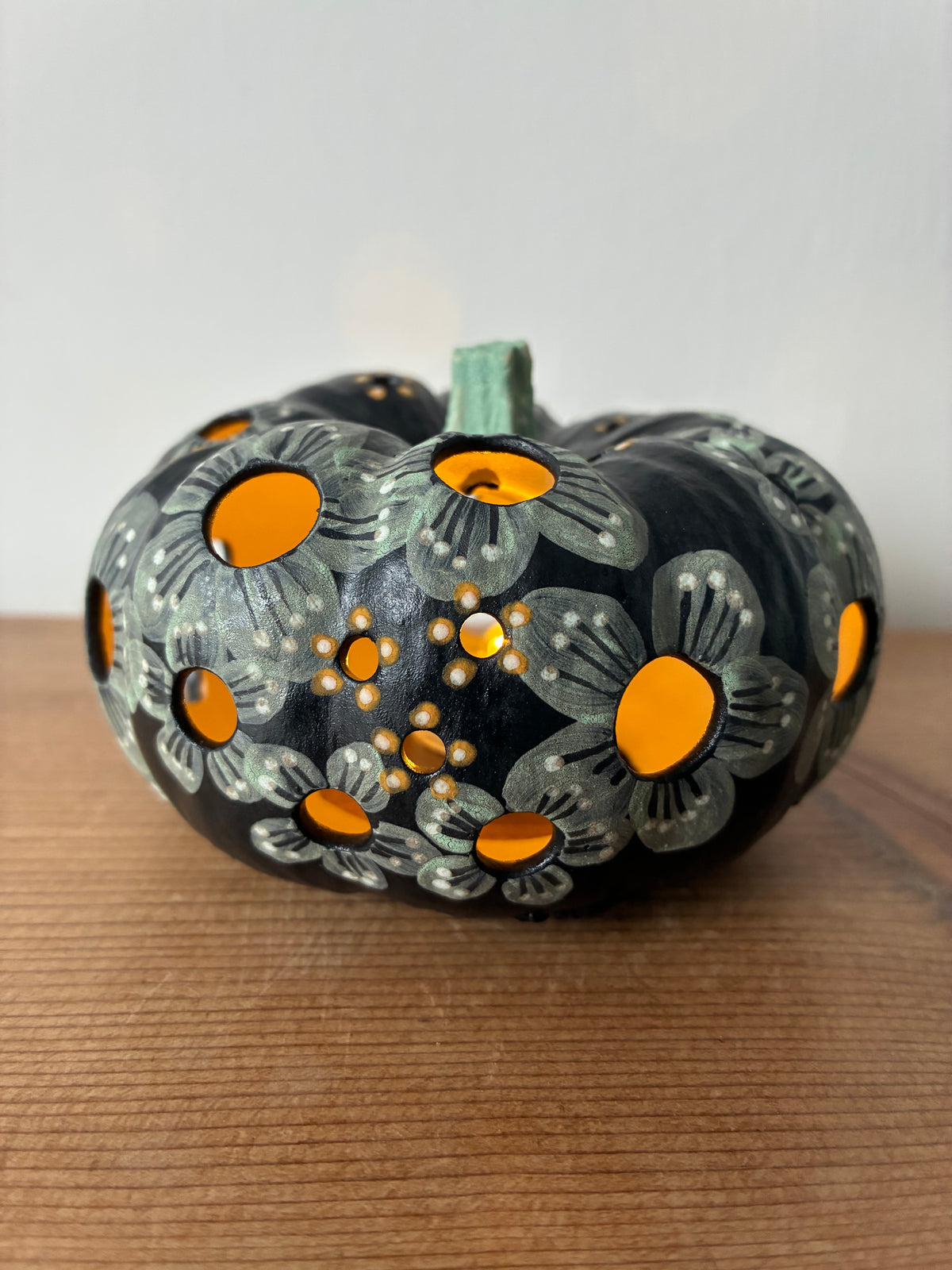 Ceramic pumpkin