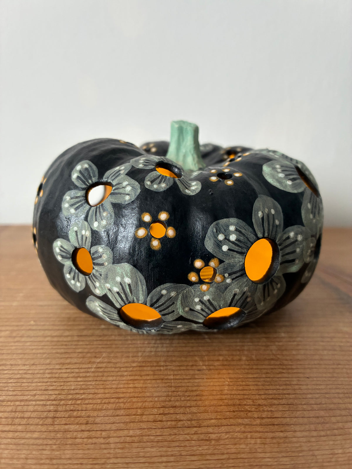 Ceramic pumpkin