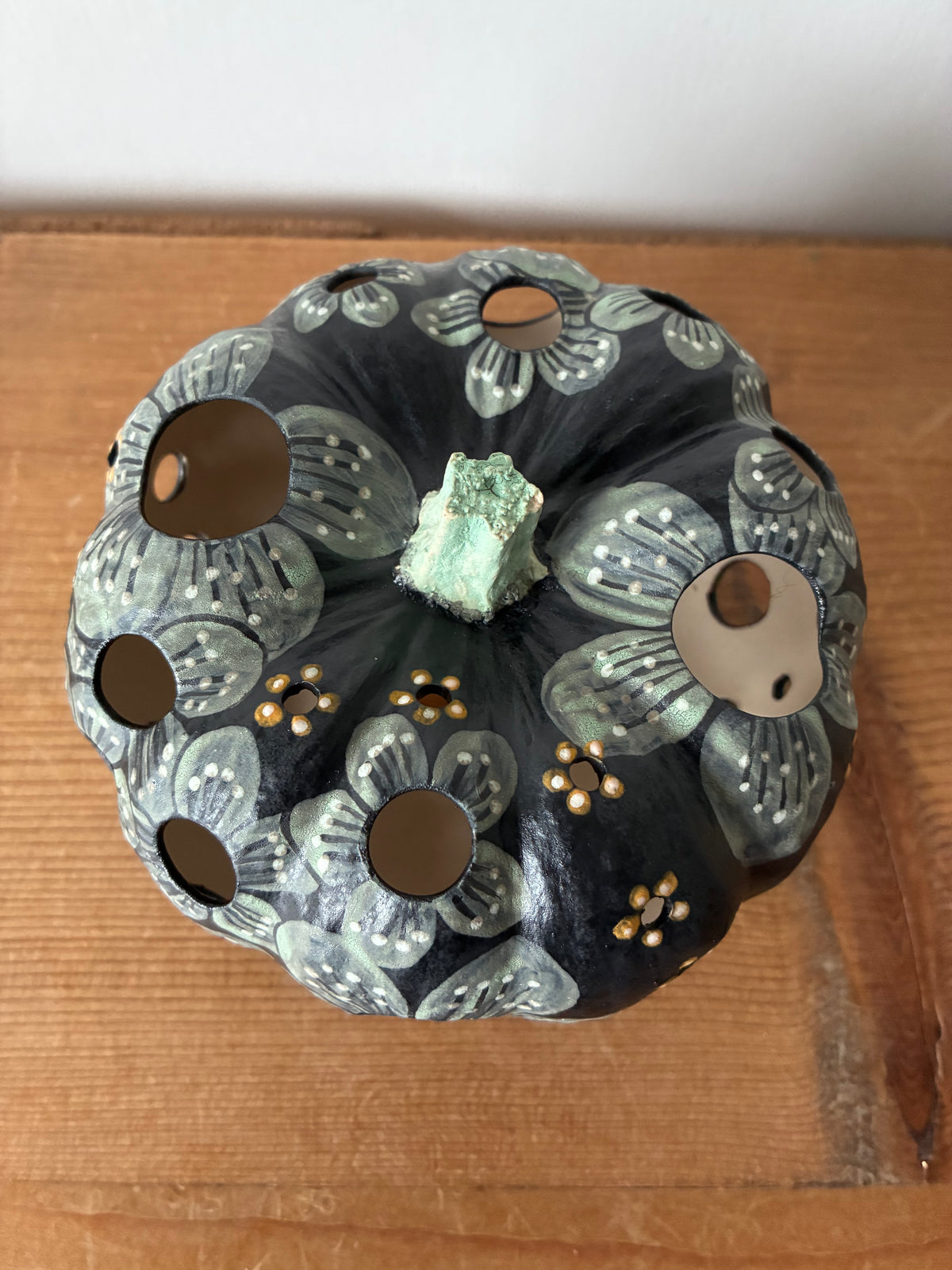 Ceramic pumpkin