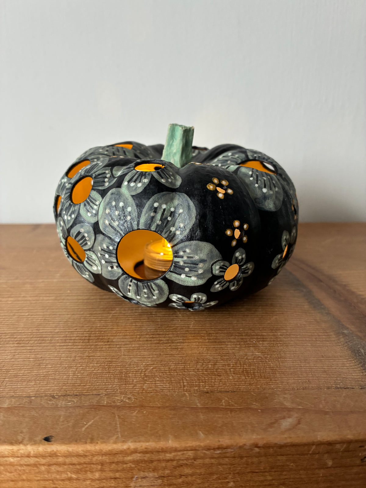 Ceramic pumpkin