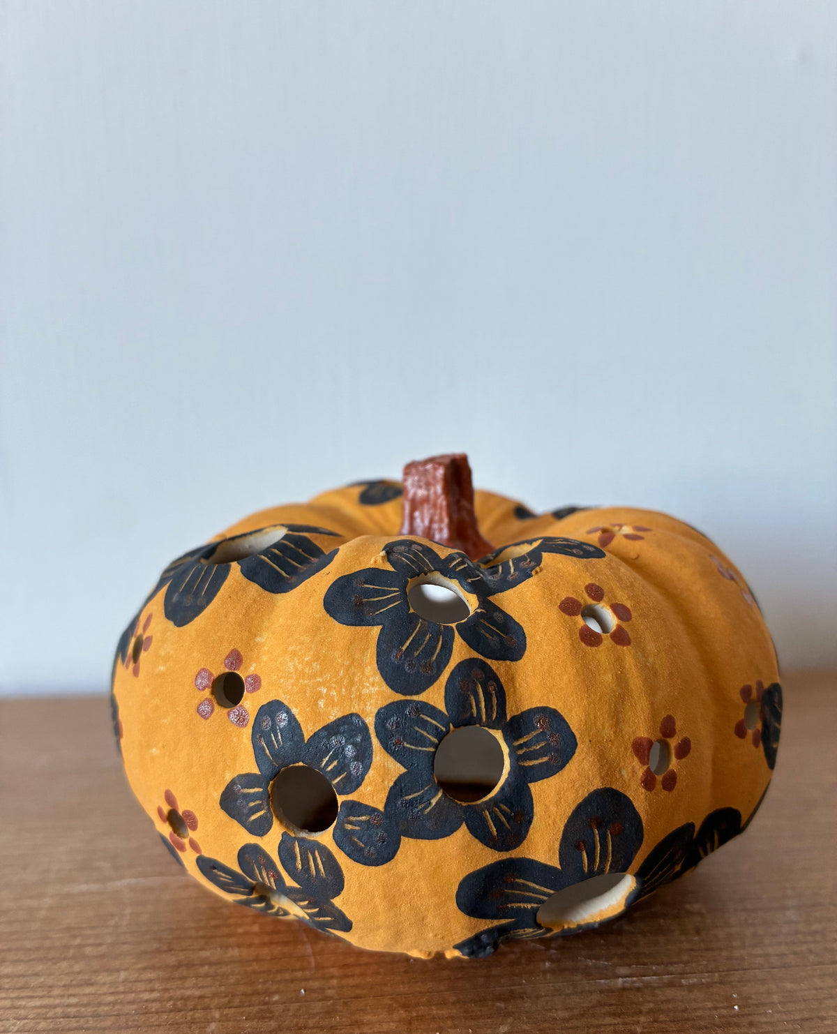 Ceramic pumpkin