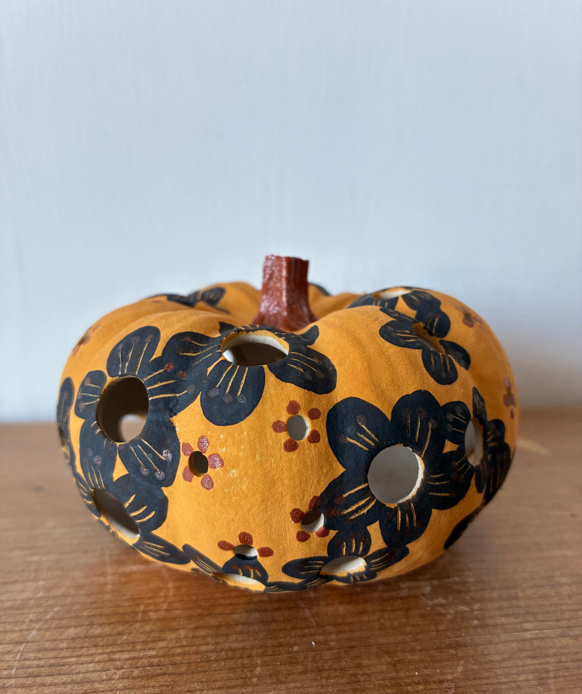 Ceramic pumpkin