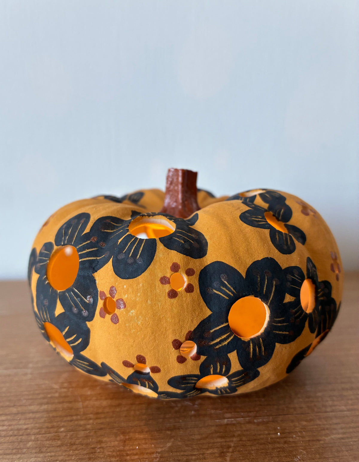 Ceramic pumpkin