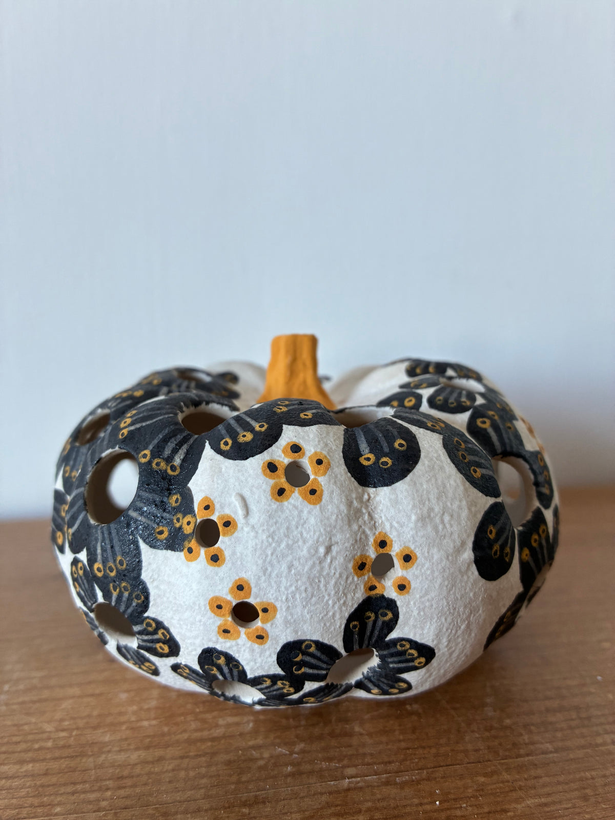 Ceramic pumpkin
