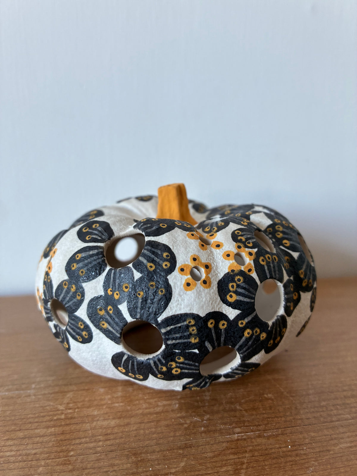 Ceramic pumpkin