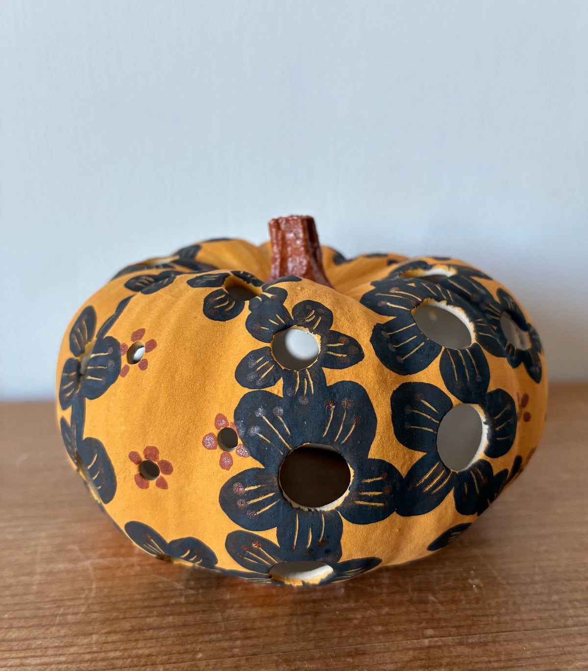 Ceramic pumpkin